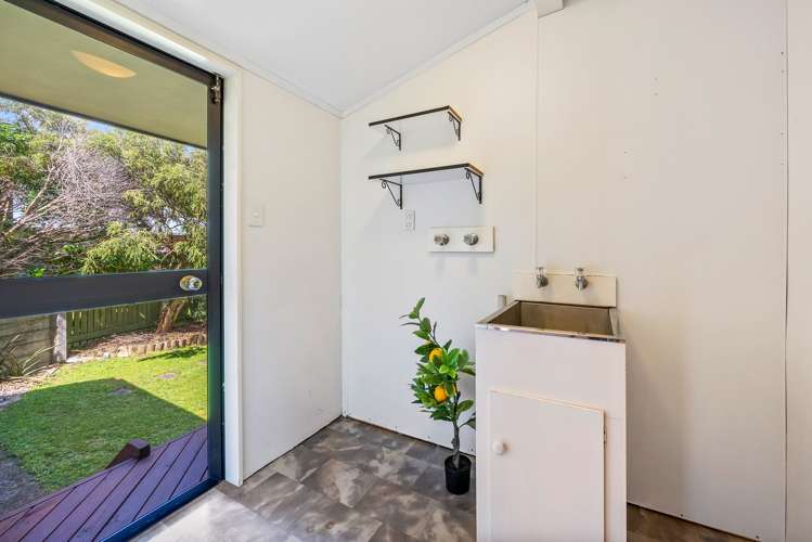 13 Kinnel Grove Papakowhai_16