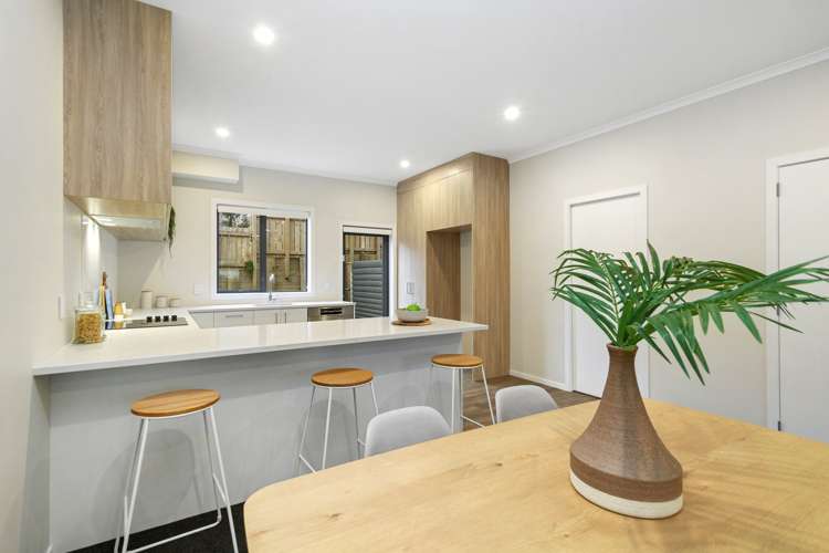 1b Pembroke Street Tawa_15