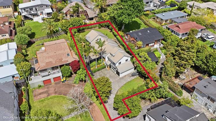 2/8 Rossmore Terrace Murrays Bay_5
