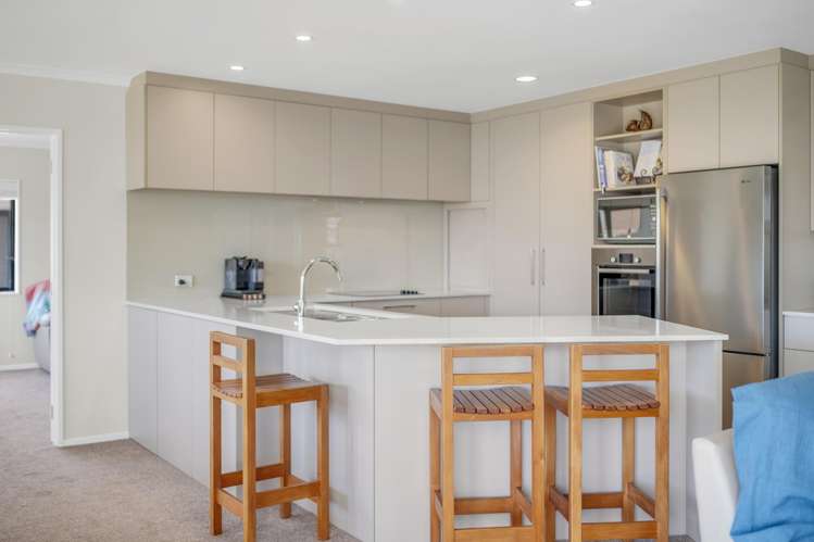 6 Mullagh Place East Tamaki Heights_11