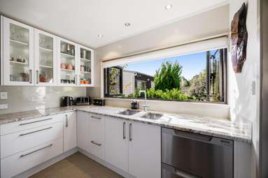 92 Estuary View Road_1