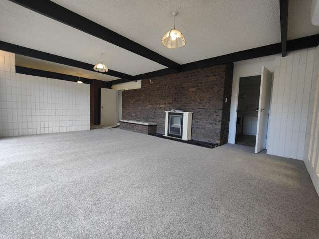 114 Airfield Road 1796_1