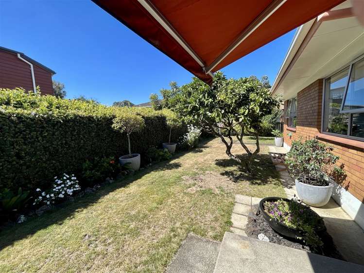 4/8 Turama Road Royal Oak_9