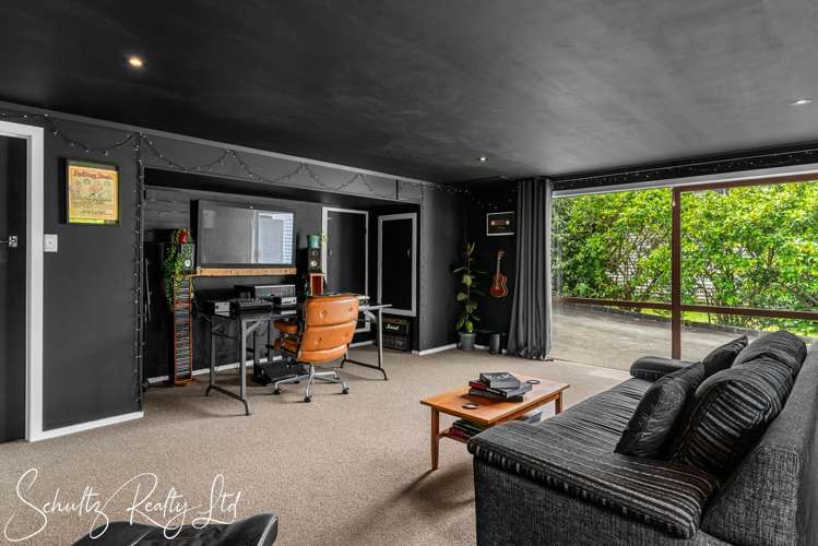 15 Bickerstaffe Road Maungaturoto_27