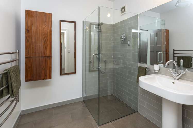 5A Rapaki Road Hillsborough_22