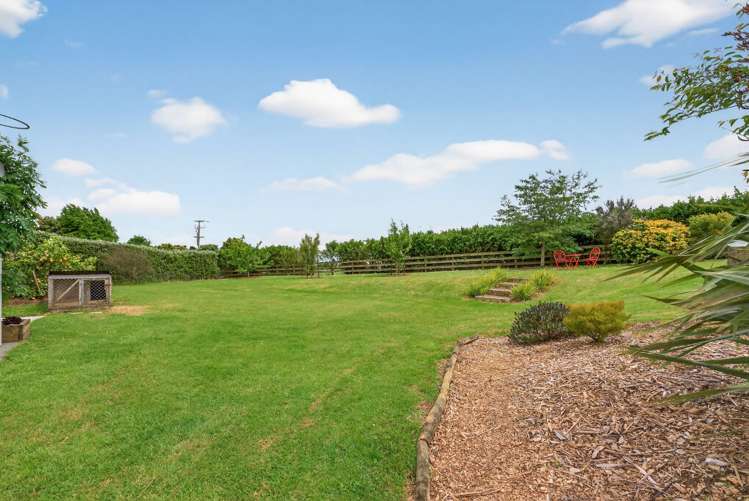 2 Lawrence Carter Drive Bombay_35