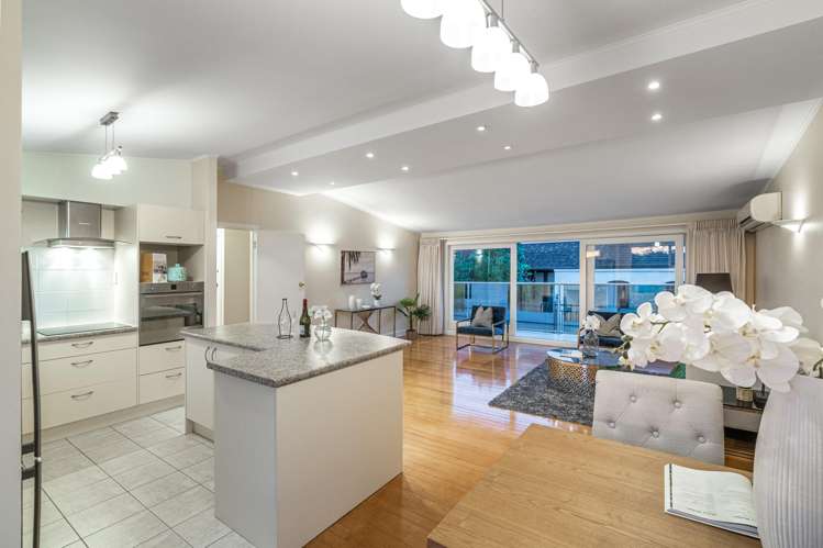 3/35 Killarney Street Takapuna_6