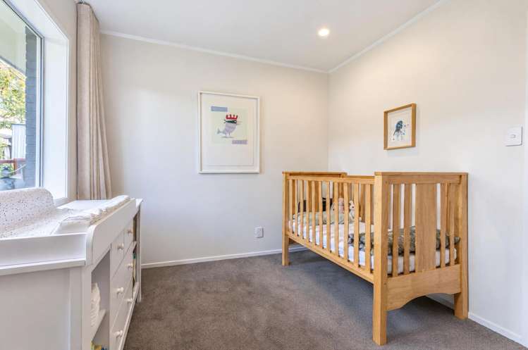 12 Rene Place Sunnyhills_18