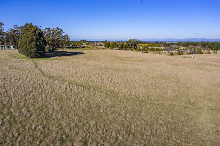 181 Davis Road Cust_7