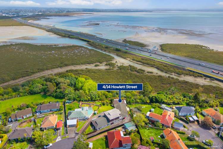 4/14 Howlett Street Waterview_1