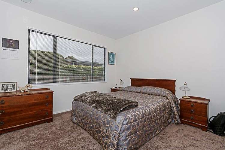 16a Seccombes Road Epsom_5