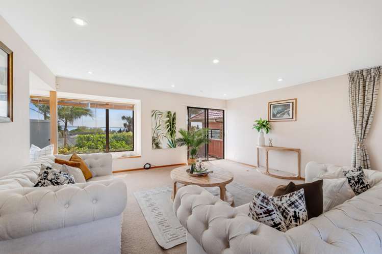 6 Dorrington Place Eastern Beach_20