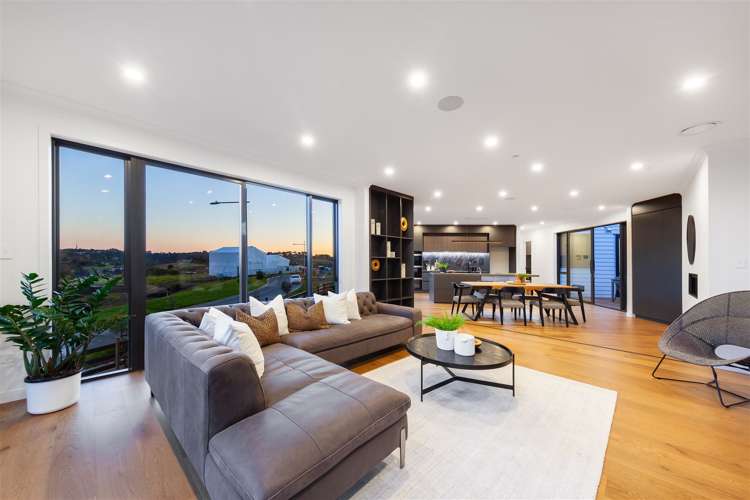 3 Ridgelea Road Long Bay_8