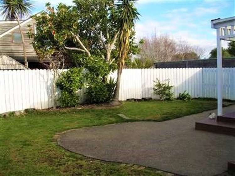 1/59 Aramoana Avenue Devonport_11