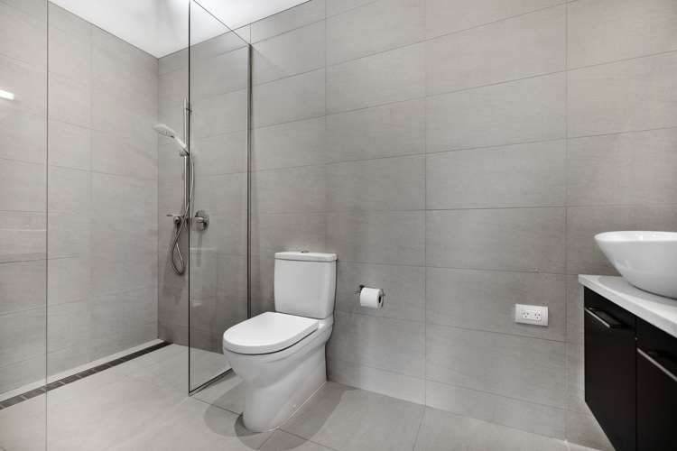 2/15 Melbourne Street Queenstown_10