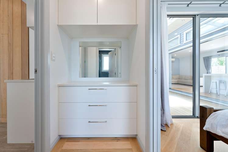 129 Riverpark Crescent Henderson_9