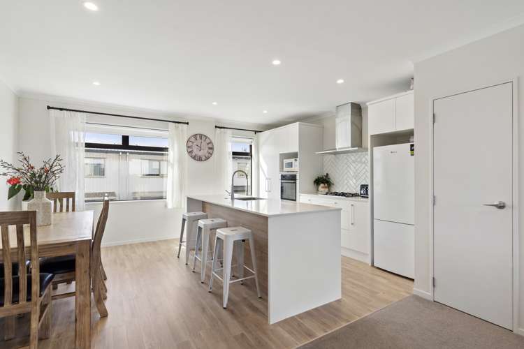 43 Bonnette Road Flat Bush_5