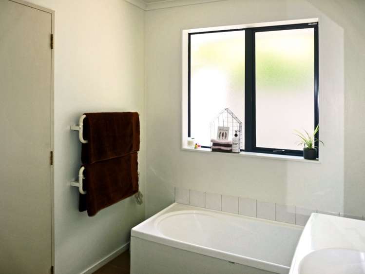 11 Mayer Crescent Wakefield_14