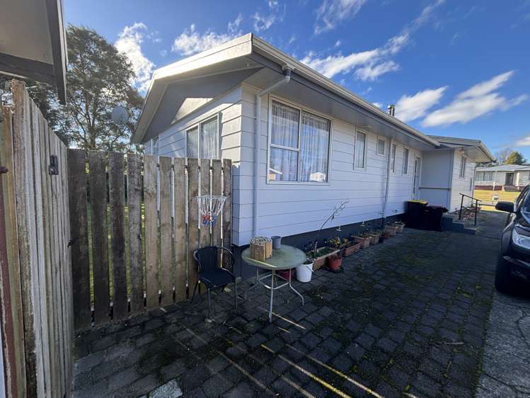 22 Lancaster Crescent_2