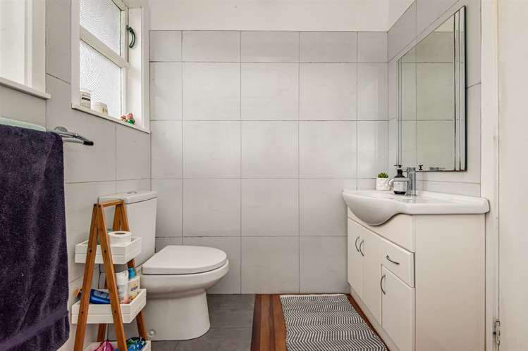 46 Philomel Crescent Bayswater_10