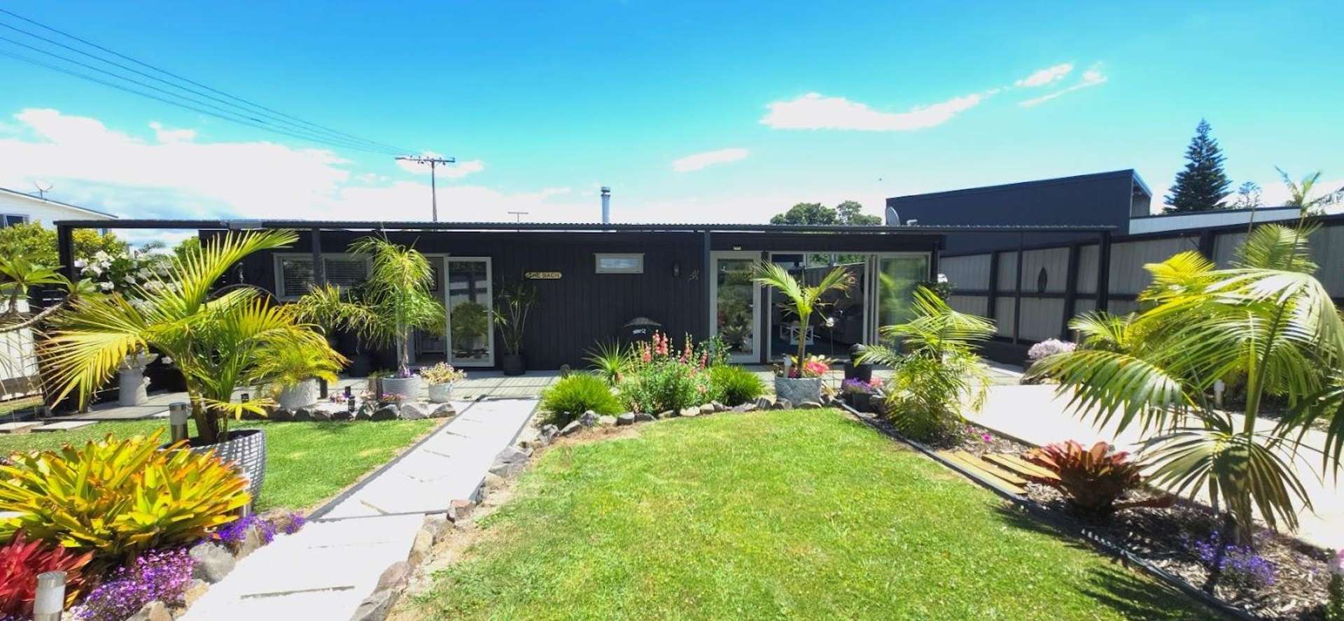 19 West Crescent Te Puru_0