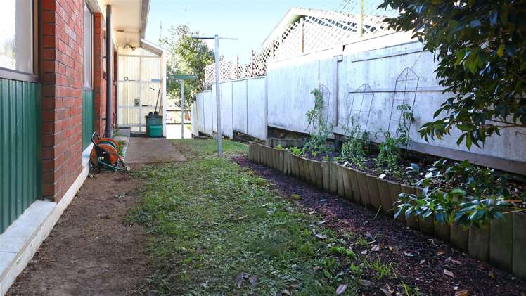 150 Sturges Road Henderson_15