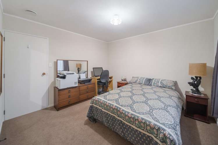 2/28 Gosford Drive Botany Downs_12