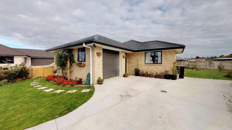 8 Peckham Lane Ashhurst_11