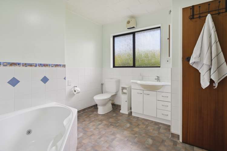 25 Ngatitoa Street Tawa_13