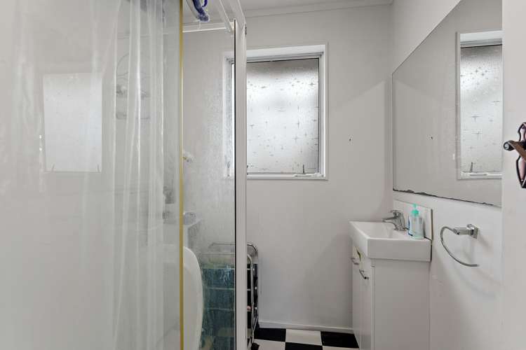 6 Colenso Place Otaki Beach_13