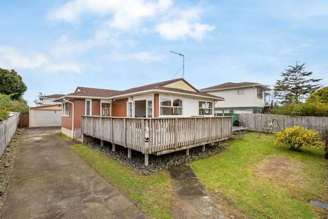 37 Reelick Avenue Pakuranga Heights_1