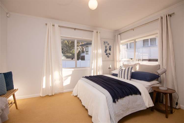 33 Covil Ave Te Atatu South_12