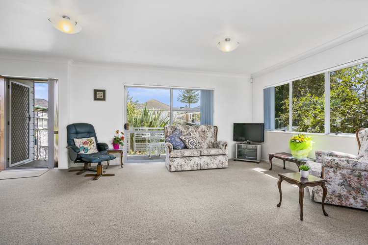 52 Bodi Place Te Atatu South_7