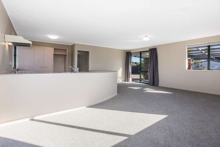 16b Karaka Street Otaki Beach_15