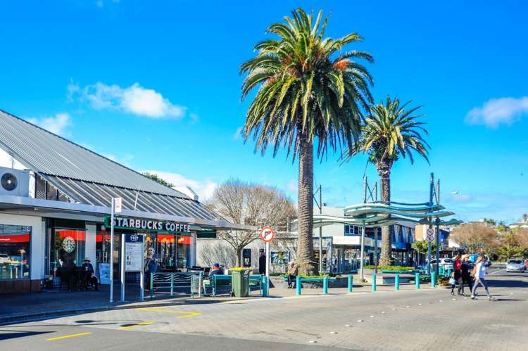 1/11 Woodlands Crescent Browns Bay_17