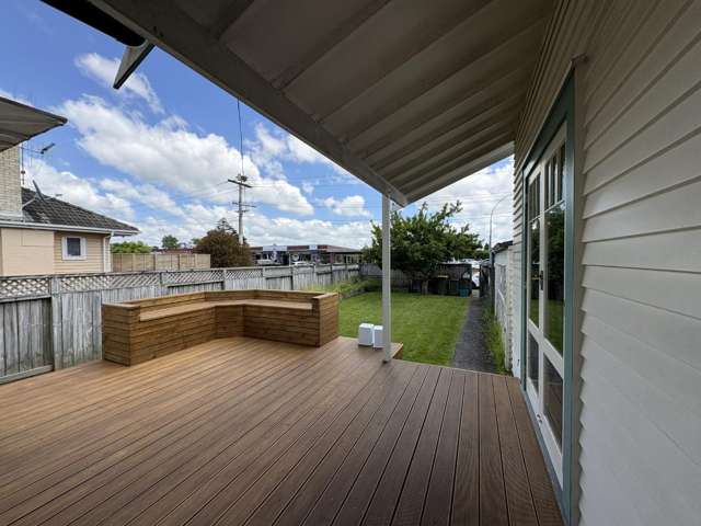 16 Braid Road | St Andrews | Hamilton City | Houses for Rent - OneRoof