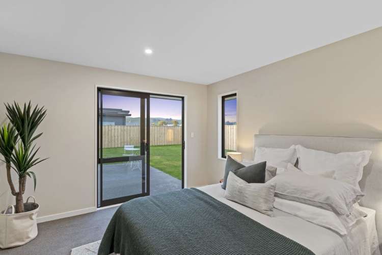 13 Merino Crescent Amberley_10