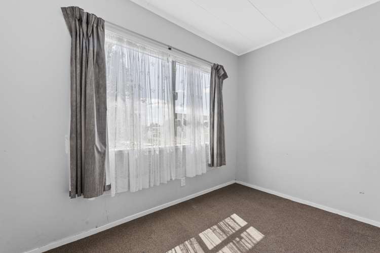 10 Anglers Way Wattle Downs_6