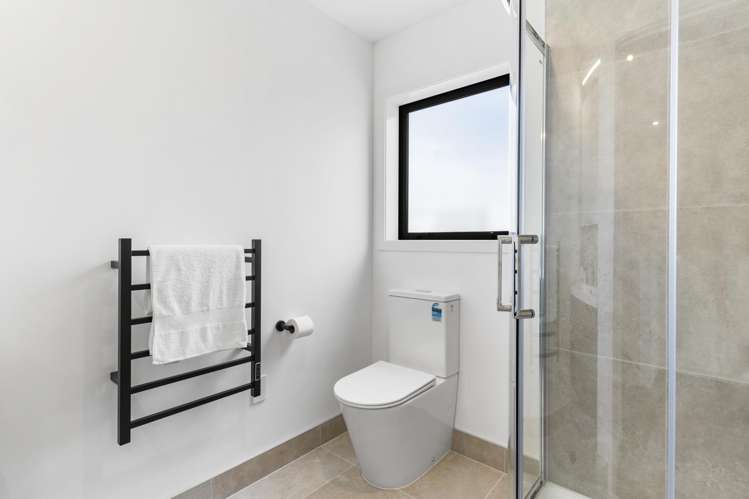 6 Tupuke Lane Mount Roskill_11