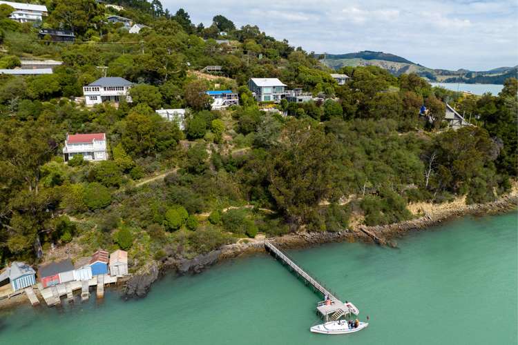 301 Marine Drive Charteris Bay_17