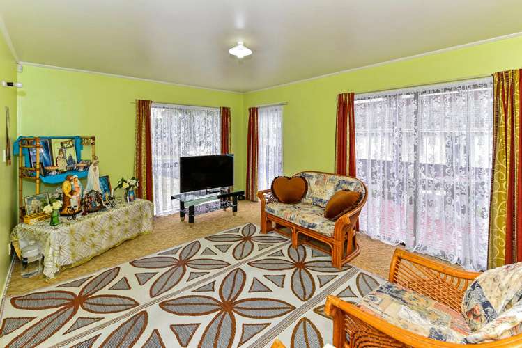 18 Banyan Drive Totara Heights_2