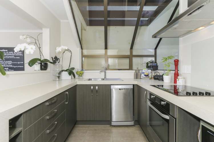 2/86 Riddell Road Glendowie_1