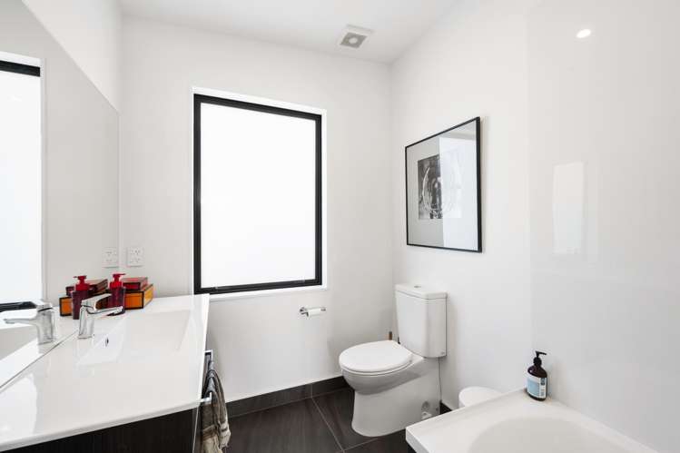 5/52 High Street Island Bay_13