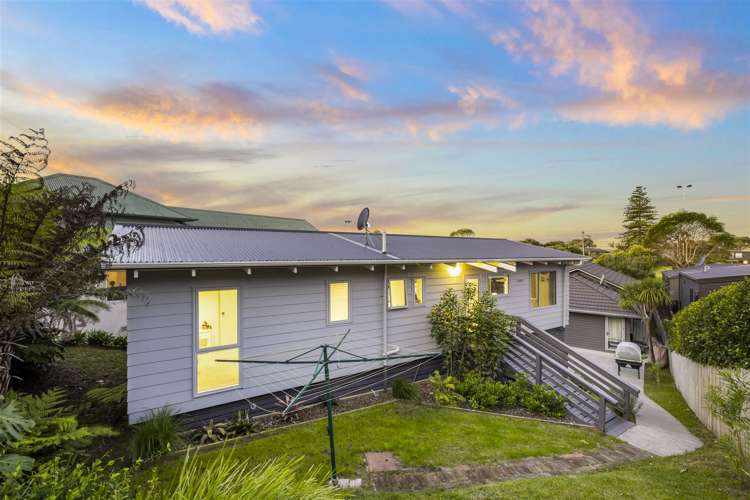 7 William Bayes Place Red Beach_16