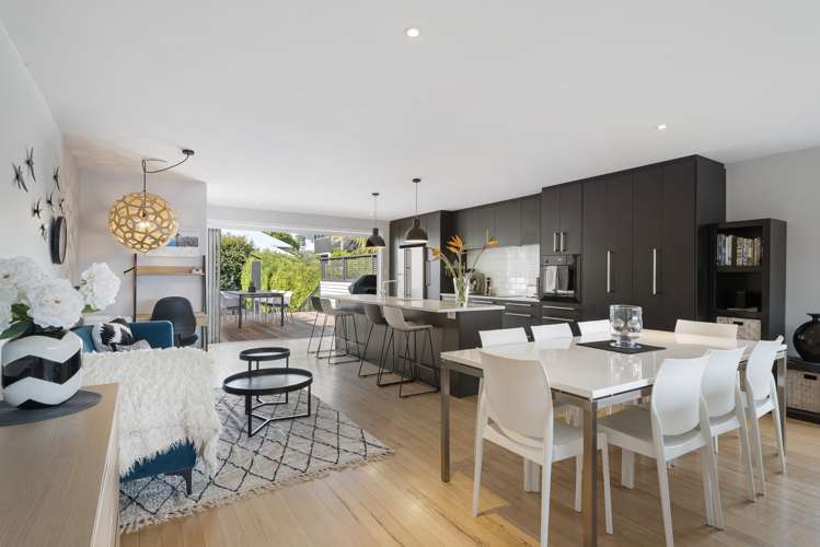 24 Regent Street Devonport_9