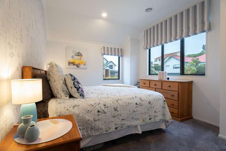 13 Claverton Grove Churton Park_25