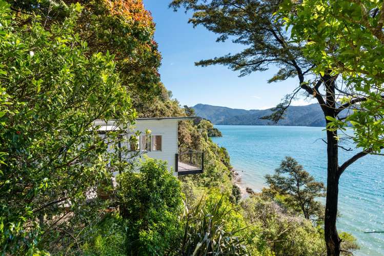 2717 Queen Charlotte Drive Queen Charlotte Sound_30