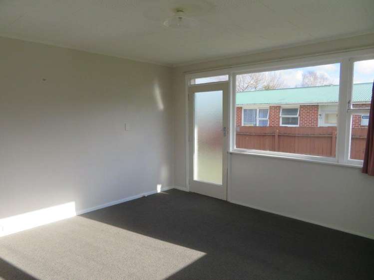 2/103 Clouston Park Road 11304_6