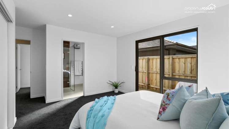 2 Tarata Way 11103_19