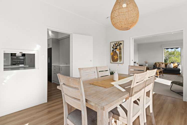 21 Busby Hill Havelock North_13